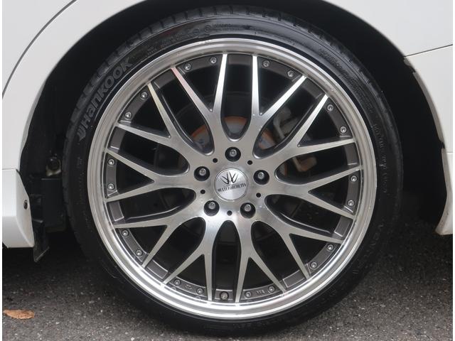 オデッセイ アブソルート　ユーザー買取車　ＴＥＩＮ車高調　フロントスポイラー　社外１９インチアルミホイール　ナビ　地デジ　バックカメラ　Ｂｌｕｅｔｏｏｔｈ　記録簿　パワースライドドア　フリップダウンモニター（ＨＤＭＩ接続可）（15枚目）