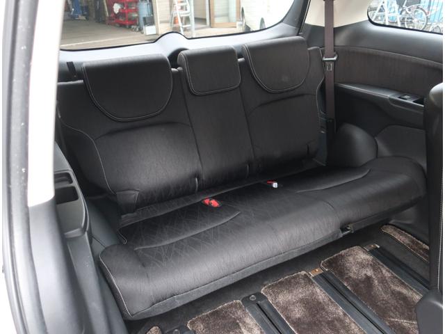 オデッセイ アブソルート　ユーザー買取車　ＴＥＩＮ車高調　フロントスポイラー　社外１９インチアルミホイール　ナビ　地デジ　バックカメラ　Ｂｌｕｅｔｏｏｔｈ　記録簿　パワースライドドア　フリップダウンモニター（ＨＤＭＩ接続可）（27枚目）