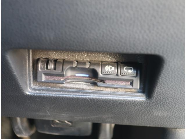 スイフトスポーツ ベースグレード 6速MT ガナドールマフラー TEINショック ケンウッドディスプレイオーディオ Apple CarPlay Android Auto バックカメラ 追加メーター デュアルセンサーブレーキサポート(39枚目)