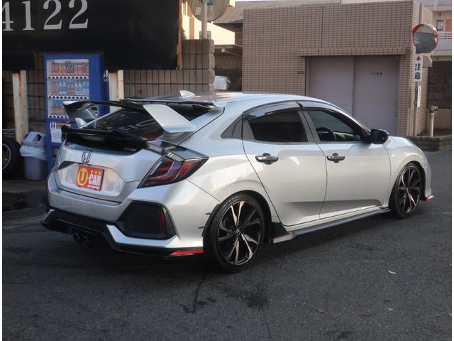 シビック ハッチバック ホンダセンシング 6速MT 無限フルバケシート 無限テール APEXiマフラー リアスポイラー ブリッツエアクリ クスコタワーバー ローダウン ナビ 地デジ バックカメラ Bluetooth 記録簿 クルコン(12枚目)