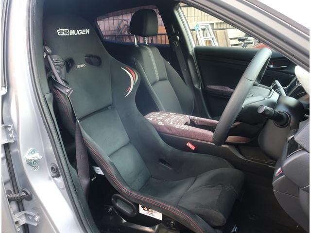 シビック ハッチバック ホンダセンシング 6速MT 無限フルバケシート 無限テール APEXiマフラー リアスポイラー ブリッツエアクリ クスコタワーバー ローダウン ナビ 地デジ バックカメラ Bluetooth 記録簿 クルコン(21枚目)