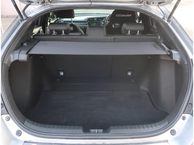 シビック ハッチバック ホンダセンシング 6速MT 無限フルバケシート 無限テール APEXiマフラー リアスポイラー ブリッツエアクリ クスコタワーバー ローダウン ナビ 地デジ バックカメラ Bluetooth 記録簿 クルコン(26枚目)