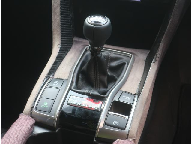 シビック ハッチバック ホンダセンシング 6速MT 無限フルバケシート 無限テール APEXiマフラー リアスポイラー ブリッツエアクリ クスコタワーバー ローダウン ナビ 地デジ バックカメラ Bluetooth 記録簿 クルコン(33枚目)