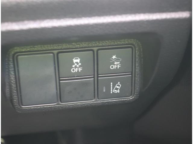 シビック ハッチバック ホンダセンシング 6速MT 無限フルバケシート 無限テール APEXiマフラー リアスポイラー ブリッツエアクリ クスコタワーバー ローダウン ナビ 地デジ バックカメラ Bluetooth 記録簿 クルコン(37枚目)