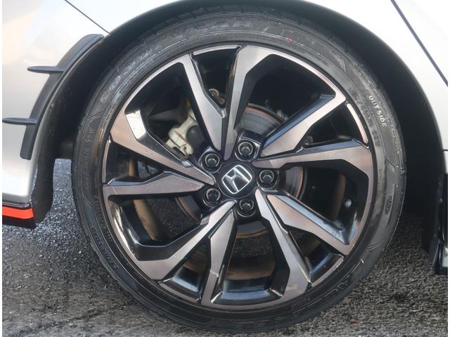 シビック ハッチバック ホンダセンシング 6速MT 無限フルバケシート 無限テール APEXiマフラー リアスポイラー ブリッツエアクリ クスコタワーバー ローダウン ナビ 地デジ バックカメラ Bluetooth 記録簿 クルコン(40枚目)