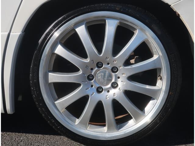 ヴェルファイア ２．４Ｚ　プラチナムセレクション　ＨＫＳ車高調　カールソン２０インチ　ナビ　地デジ　バックカメラ　Ｂｌｕｅｔｏｏｔｈ　パワーゲート　両側パワースライドドア　オットマン　ドラレコ　ＥＴＣ　スマートキー　ＨＩＤヘッドライト　フォグランプ（15枚目）