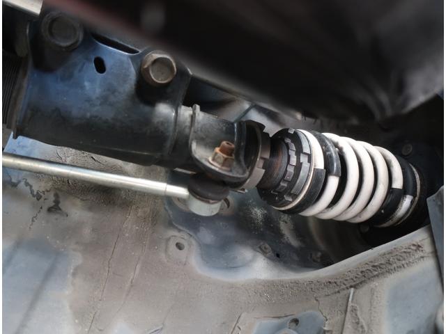 ヴェルファイア ２．４Ｚ　プラチナムセレクション　ＨＫＳ車高調　カールソン２０インチ　ナビ　地デジ　バックカメラ　Ｂｌｕｅｔｏｏｔｈ　パワーゲート　両側パワースライドドア　オットマン　ドラレコ　ＥＴＣ　スマートキー　ＨＩＤヘッドライト　フォグランプ（16枚目）