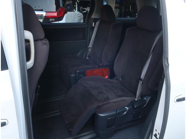 ヴェルファイア ２．４Ｚ　プラチナムセレクション　ＨＫＳ車高調　カールソン２０インチ　ナビ　地デジ　バックカメラ　Ｂｌｕｅｔｏｏｔｈ　パワーゲート　両側パワースライドドア　オットマン　ドラレコ　ＥＴＣ　スマートキー　ＨＩＤヘッドライト　フォグランプ（24枚目）