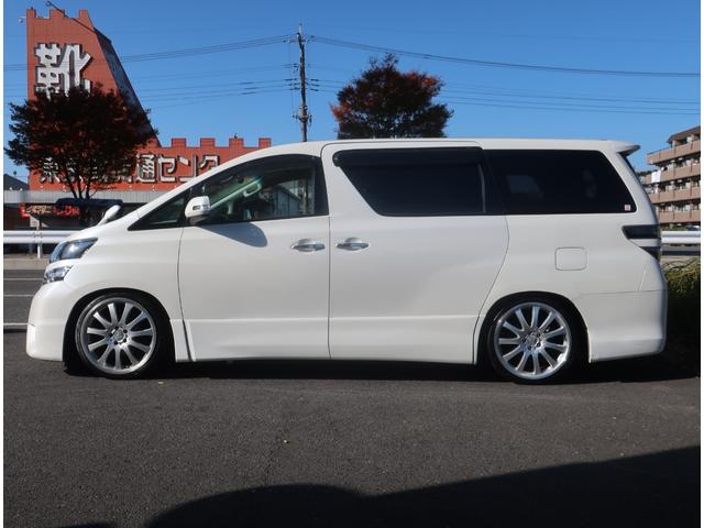 ヴェルファイア ２．４Ｚ　プラチナムセレクション　ＨＫＳ車高調　カールソン２０インチ　ナビ　地デジ　バックカメラ　Ｂｌｕｅｔｏｏｔｈ　パワーゲート　両側パワースライドドア　オットマン　ドラレコ　ＥＴＣ　スマートキー　ＨＩＤヘッドライト　フォグランプ（31枚目）