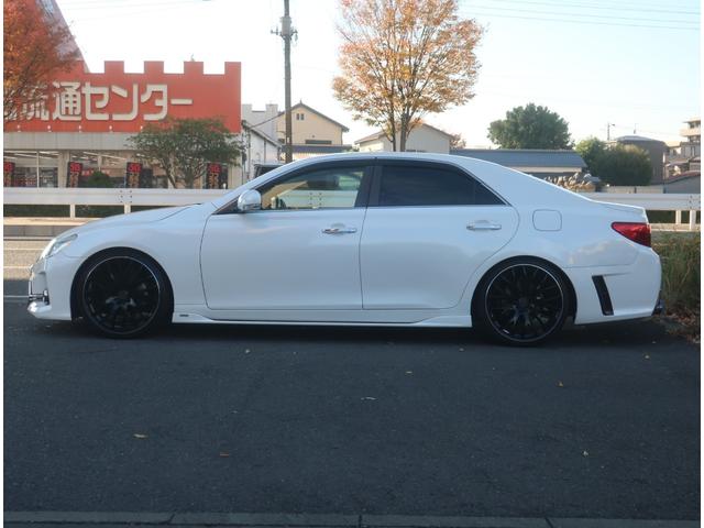 国産車　トヨタ　日産　ホンダ　マツダ　三菱　スズキ　ダイハツ　スバル　　各メーカーを取り扱っております。