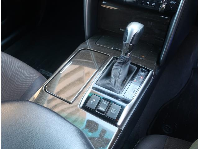 コーティングも承っております　低価格でピカピカに　★　当社は日新火災保険代理店です　任意保険もお任せください無料レッカーサービスもついてます