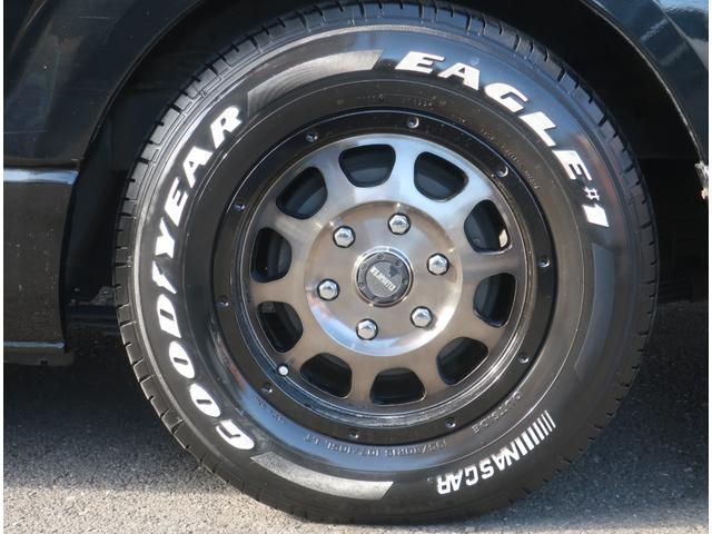 ハイエースワゴン ＧＬ　４型仕様　プロジェクターＬＥＤヘッドライト　バッドフェイス　モデリスタエアロ　ローダウン　社外１５インチアルミ　フローティングナビ　地デジ　バックカメラ　Ｂｌｕｅｔｏｏｔｈ　パワースライドドア　ＥＴＣ（15枚目）