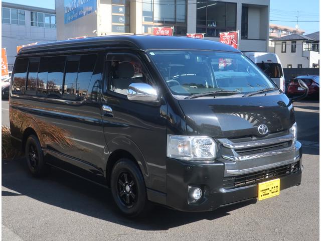 ハイエースワゴン ＧＬ　４型仕様　ナビ　地デジ　バックカメラ　Ｂｌｕｅｔｏｏｔｈ　パワースライドドア　ドライブレコーダー　ＥＴＣ　ＡＣ１００Ｖ　１０人乗り　電動格納ミラー　小窓付き　社外１５インチアルミホイール　Ｗエアコン（10枚目）