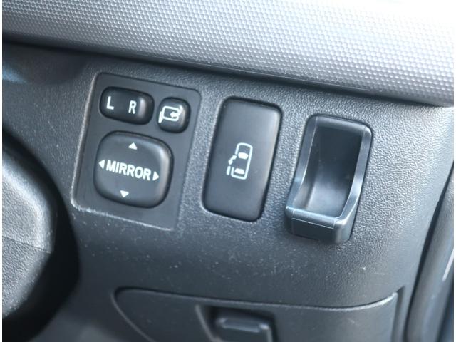 ハイエースワゴン ＧＬ　４型仕様　ナビ　地デジ　バックカメラ　Ｂｌｕｅｔｏｏｔｈ　パワースライドドア　ドライブレコーダー　ＥＴＣ　ＡＣ１００Ｖ　１０人乗り　電動格納ミラー　小窓付き　社外１５インチアルミホイール　Ｗエアコン（39枚目）