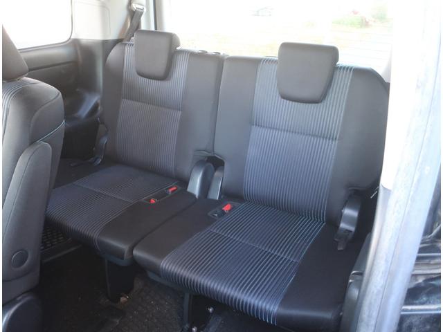 ヴォクシー ＺＳ　ナビ　地デジ　バックカメラ　Ｂｌｕｅｔｏｏｔｈ　フリップダウンモニター　記録簿　両側パワースライドドア　純正ＬＥＤヘッドライト　フォグランプ　ビルトインＥＴＣ　スマートキー　プッシュスタート（23枚目）