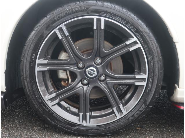 マーチ ニスモ　Ｓ　ユーザー買取車　ＭＴ車　ナビ　地デジ　Ｂｌｕｅｔｏｏｔｈ　記録簿　インテリキー　ＥＴＣ　ＬＥＤヘッドライト　バックフォグ　オートエアコン　電動格納ミラー（15枚目）