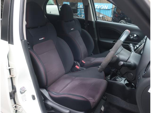 マーチ ニスモ　Ｓ　ユーザー買取車　ＭＴ車　ナビ　地デジ　Ｂｌｕｅｔｏｏｔｈ　記録簿　インテリキー　ＥＴＣ　ＬＥＤヘッドライト　バックフォグ　オートエアコン　電動格納ミラー（19枚目）