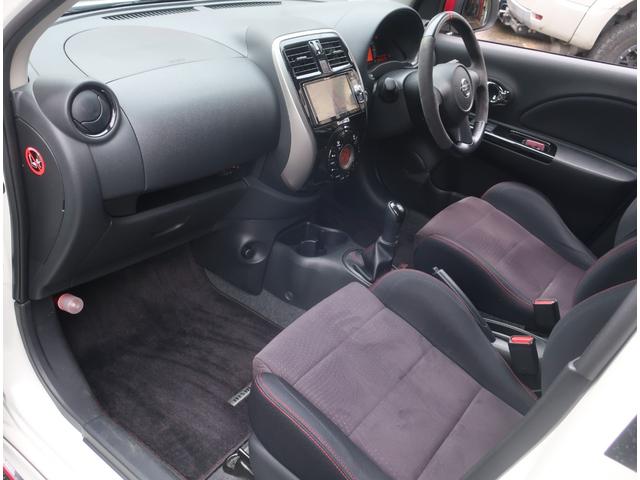 マーチ ニスモ　Ｓ　ユーザー買取車　ＭＴ車　ナビ　地デジ　Ｂｌｕｅｔｏｏｔｈ　記録簿　インテリキー　ＥＴＣ　ＬＥＤヘッドライト　バックフォグ　オートエアコン　電動格納ミラー（20枚目）