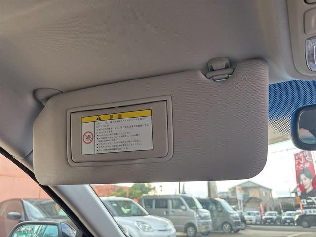 アコード ２４ＴＬ　スポーツスタイル　パドルシフト　リヤスポイラ　パワーシート　ハーフレザー調専用シート　クルコン　ＨＩＤライト　フォグランプ　ターンランプ　外１９インチアルミ　スモークフィルム　ＨＤＤナビ　ワンセグ　バックモニタ　ＥＴＣ（27枚目）