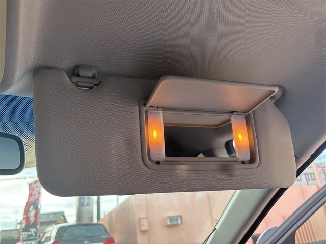 アコード ２４ＴＬ　スポーツスタイル　パドルシフト　リヤスポイラ　パワーシート　ハーフレザー調専用シート　クルコン　ＨＩＤライト　フォグランプ　ターンランプ　外１９インチアルミ　スモークフィルム　ＨＤＤナビ　ワンセグ　バックモニタ　ＥＴＣ（28枚目）