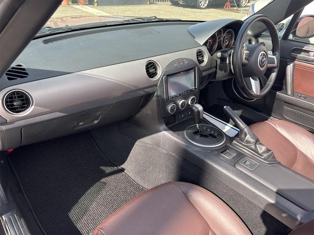 ロードスター VS RHT 禁煙車 ナビ フルセグTV ブルートゥース DVDビデオ CDラジオ バックモニタ ETC ドラレコ パドルシフト 左右シートヒーター HIDライト 専用革シート Wエアバック サイドエアバック(5枚目)