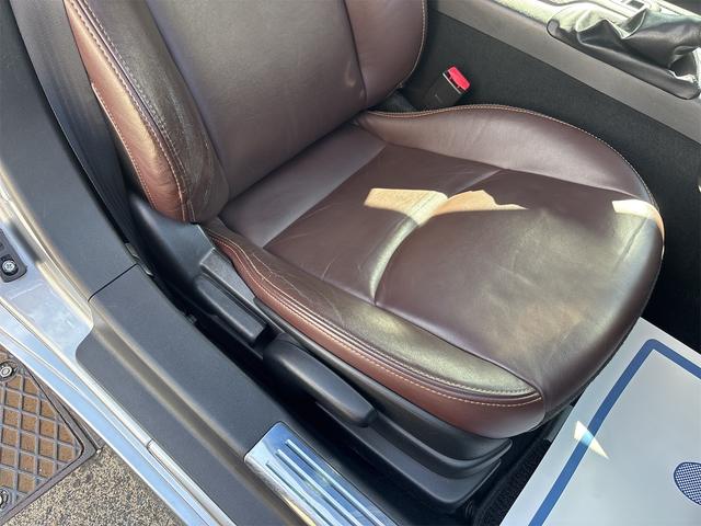 ロードスター VS RHT 禁煙車 ナビ フルセグTV ブルートゥース DVDビデオ CDラジオ バックモニタ ETC ドラレコ パドルシフト 左右シートヒーター HIDライト 専用革シート Wエアバック サイドエアバック(6枚目)