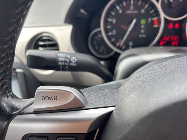 ロードスター VS RHT 禁煙車 ナビ フルセグTV ブルートゥース DVDビデオ CDラジオ バックモニタ ETC ドラレコ パドルシフト 左右シートヒーター HIDライト 専用革シート Wエアバック サイドエアバック(20枚目)