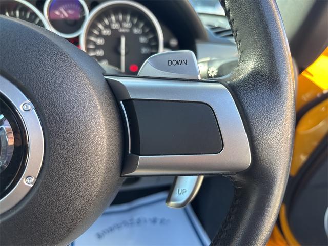 ロードスター VS RHT HDDナビ ワンセグ ブルートゥース DVDビデオ CDラジオ BOSEサウンド 禁煙車 HIDライト 専用革シート Wエアバック サイドエアバック ABS パドルシフト 電動オープン アルミホイール(6枚目)