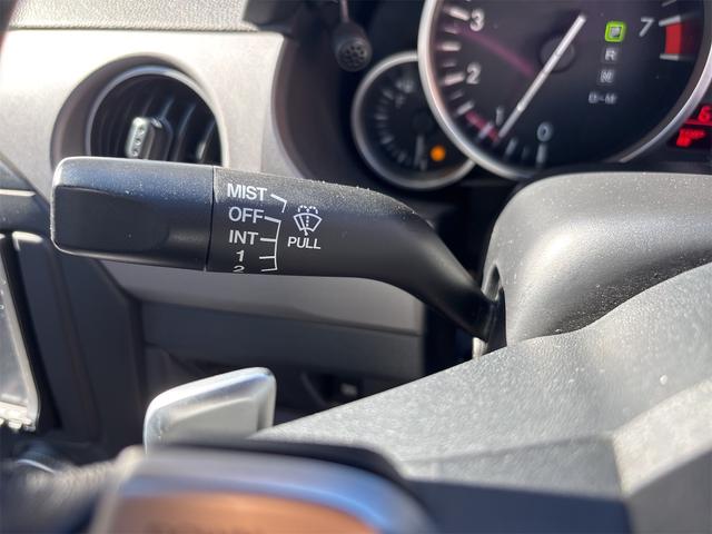 ロードスター VS RHT HDDナビ ワンセグ ブルートゥース DVDビデオ CDラジオ BOSEサウンド 禁煙車 HIDライト 専用革シート Wエアバック サイドエアバック ABS パドルシフト 電動オープン アルミホイール(7枚目)