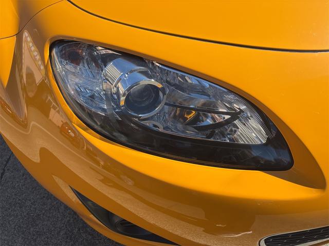 ロードスター VS RHT HDDナビ ワンセグ ブルートゥース DVDビデオ CDラジオ BOSEサウンド 禁煙車 HIDライト 専用革シート Wエアバック サイドエアバック ABS パドルシフト 電動オープン アルミホイール(24枚目)