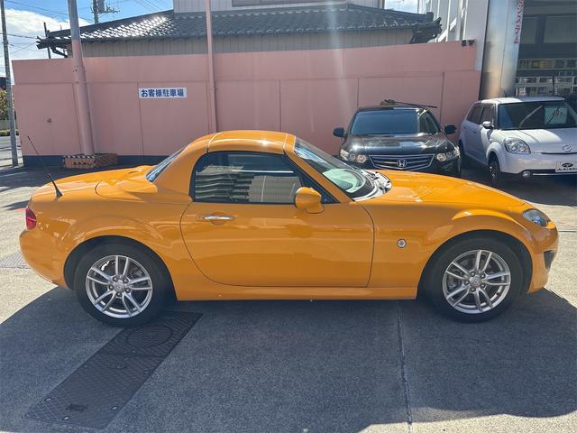 ロードスター VS RHT HDDナビ ワンセグ ブルートゥース DVDビデオ CDラジオ BOSEサウンド 禁煙車 HIDライト 専用革シート Wエアバック サイドエアバック ABS パドルシフト 電動オープン アルミホイール(38枚目)