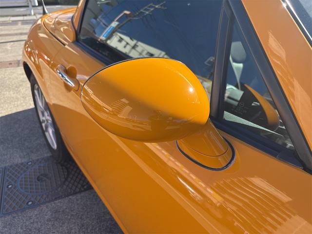 ロードスター VS RHT HDDナビ ワンセグ ブルートゥース DVDビデオ CDラジオ BOSEサウンド 禁煙車 HIDライト 専用革シート Wエアバック サイドエアバック ABS パドルシフト 電動オープン アルミホイール(46枚目)