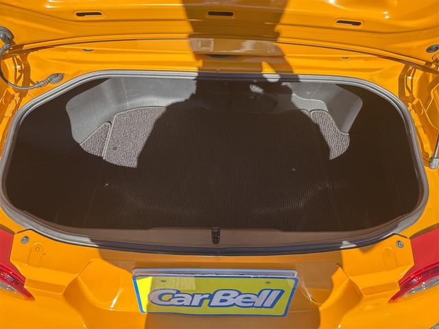 ロードスター VS RHT HDDナビ ワンセグ ブルートゥース DVDビデオ CDラジオ BOSEサウンド 禁煙車 HIDライト 専用革シート Wエアバック サイドエアバック ABS パドルシフト 電動オープン アルミホイール(50枚目)