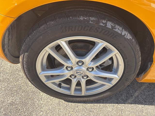 ロードスター VS RHT HDDナビ ワンセグ ブルートゥース DVDビデオ CDラジオ BOSEサウンド 禁煙車 HIDライト 専用革シート Wエアバック サイドエアバック ABS パドルシフト 電動オープン アルミホイール(56枚目)