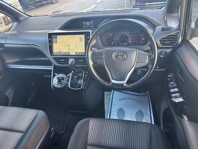 ノア Si 11インチナビフルセグ ブルートゥース DVDビデオ CD バックモニタ ETC モデリスタフルエアロ Wサンルーフ 左電動スライドドア 禁煙 8人乗り ブレーキサポート プッシュスタートLEDライト(23枚目)