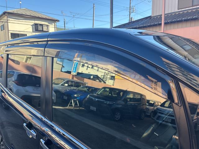 ノア Si 11インチナビフルセグ ブルートゥース DVDビデオ CD バックモニタ ETC モデリスタフルエアロ Wサンルーフ 左電動スライドドア 禁煙 8人乗り ブレーキサポート プッシュスタートLEDライト(65枚目)