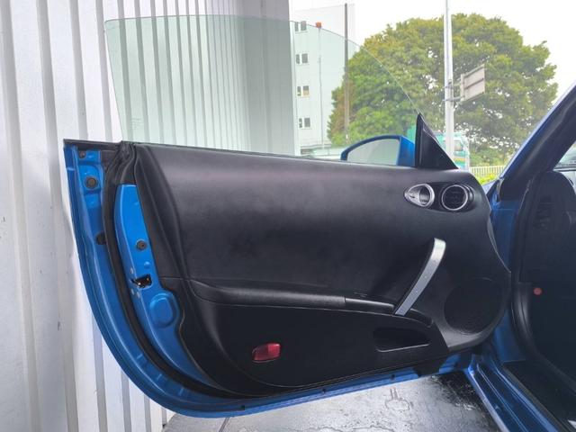 フェアレディＺ ベースグレード　ＨＫＳエアクリーナー／ＢＬＩＴＺラジエーター／社外エキマニ／社外マフラー／ＨＫＳ車高調／社外エアロ・ウイング／ＳＰＡＲＣＯシート／ＷＯＲＫ　ＥＭＯＴＩＯＮ　Ｄ９Ｒ　１９インチ（11枚目）