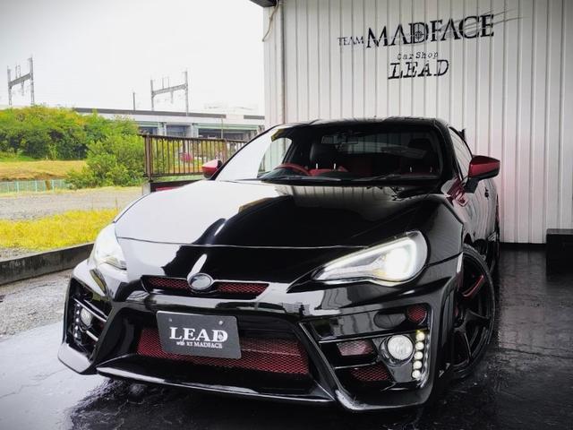 ８６ ＧＴ　ＢＬＩＴＺマフラー／社外車高調／ＧＣ８キャリパー／ＳＡＲＤフロントバンパー／社外サイドステップ・リアサイドアンダースポイラー・ウイング／社外ヘッドライト・テールランプ（2枚目）