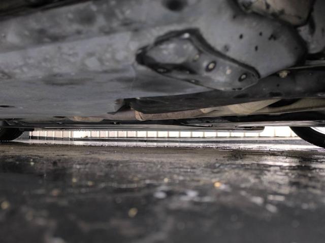 ８６ ＧＴ　ＢＬＩＴＺマフラー／社外車高調／ＧＣ８キャリパー／ＳＡＲＤフロントバンパー／社外サイドステップ・リアサイドアンダースポイラー・ウイング／社外ヘッドライト・テールランプ（18枚目）