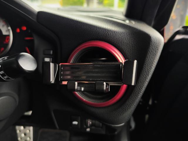 ８６ ＧＴ　ＢＬＩＴＺマフラー／社外車高調／ＧＣ８キャリパー／ＳＡＲＤフロントバンパー／社外サイドステップ・リアサイドアンダースポイラー・ウイング／社外ヘッドライト・テールランプ（24枚目）