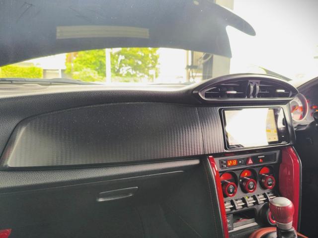 ８６ ＧＴ　ＢＬＩＴＺマフラー／社外車高調／ＧＣ８キャリパー／ＳＡＲＤフロントバンパー／社外サイドステップ・リアサイドアンダースポイラー・ウイング／社外ヘッドライト・テールランプ（37枚目）