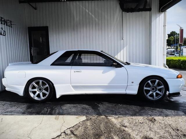 スカイライン ＧＴＳ－ｔタイプＭ　ＨＫＳ２５１０タービン／ＴＲＵＳＴオイルクーラー／社外エキマニ／Ｒｅｉｎ　Ｈａｒｄマフラー／社外クラッチ／ＦＳ５Ｗ７１Ｃミッション（公認）／ＮＩＳＭＯ　ＬＳＤ／ファイナルコネクション車高調（4枚目）