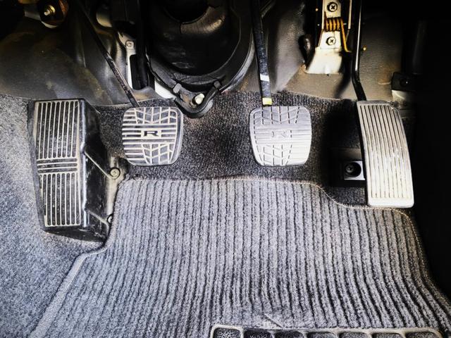 スカイライン ＧＴＳ－ｔタイプＭ　ＨＫＳ２５１０タービン／ＴＲＵＳＴオイルクーラー／社外エキマニ／Ｒｅｉｎ　Ｈａｒｄマフラー／社外クラッチ／ＦＳ５Ｗ７１Ｃミッション（公認）／ＮＩＳＭＯ　ＬＳＤ／ファイナルコネクション車高調（36枚目）