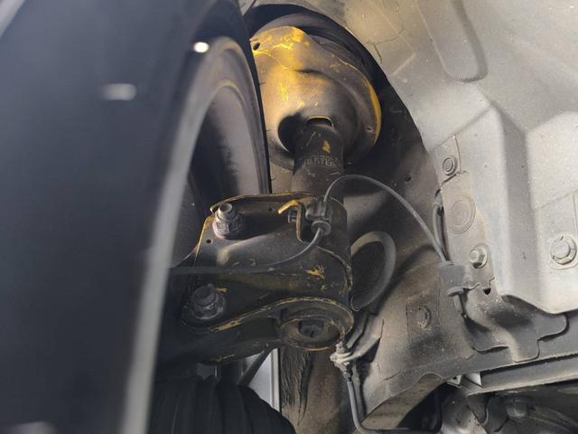 WRX STI STI タイプS HKSマフラー/純正ビルシュタイン/DIXCELローター/STiフルエアロ・カーボンウイング・フロントグリル/AXIS PARTSカーボンミラー/Panasonicナビ/純正 18インチホイール(20枚目)