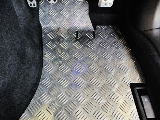 WRX STI STI タイプS HKSマフラー/純正ビルシュタイン/DIXCELローター/STiフルエアロ・カーボンウイング・フロントグリル/AXIS PARTSカーボンミラー/Panasonicナビ/純正 18インチホイール(30枚目)