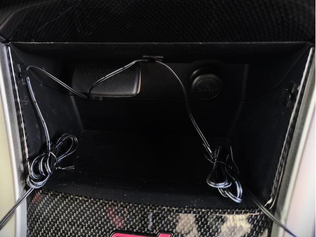 WRX STI STI タイプS HKSマフラー/純正ビルシュタイン/DIXCELローター/STiフルエアロ・カーボンウイング・フロントグリル/AXIS PARTSカーボンミラー/Panasonicナビ/純正 18インチホイール(36枚目)