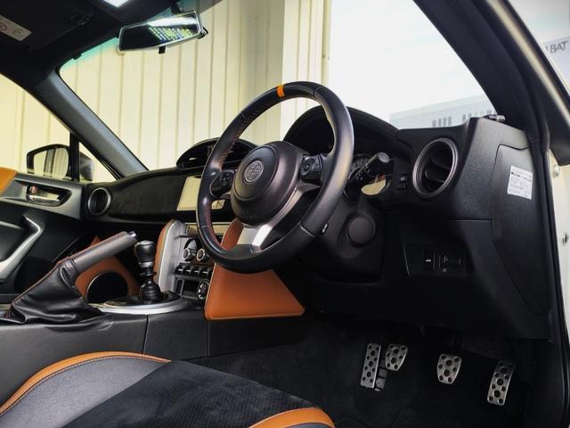 ８６ ＧＴリミテッド　ワンオーナー車　ＮＯＢＬＥＳＳＥ　マフラー　ＴＲＤ　クイックシフト　ＢＬＩＴＺ　ＺＺ－Ｒ車高調　ＲＵＮＤＵＣＥ　キャリパー　ＲＡＹＳ　ＧＲＡＭ　ＬＩＧＨＴＳ　５７Ｘｔｒｅｍｅ　１９インチ（7枚目）