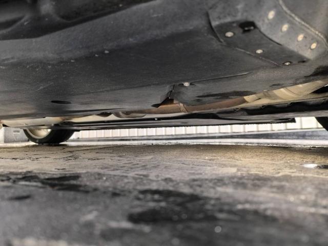 ８６ ＧＴリミテッド　ワンオーナー車　ＮＯＢＬＥＳＳＥ　マフラー　ＴＲＤ　クイックシフト　ＢＬＩＴＺ　ＺＺ－Ｒ車高調　ＲＵＮＤＵＣＥ　キャリパー　ＲＡＹＳ　ＧＲＡＭ　ＬＩＧＨＴＳ　５７Ｘｔｒｅｍｅ　１９インチ（17枚目）