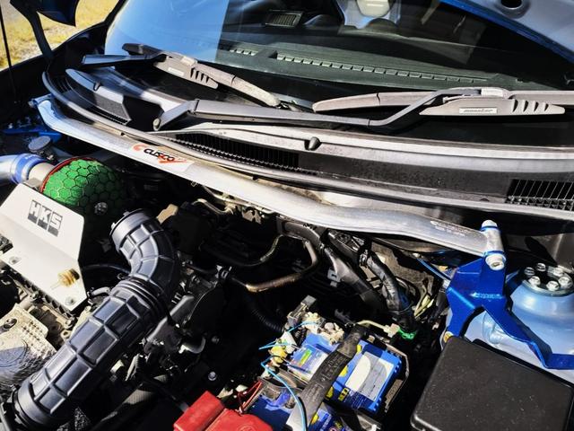 スイフトスポーツ ベースグレード　ワンオーナー　ＨＫＳ　エアクリーナー　ＨＫＳ　Ｈｉ－Ｐｏｗｅｒ　ＳＰＥＣ－Ｌ　マフラー　ＨＫＳ　Ｈｉ－Ｐｏｗｅｒ　ＳＰＥＣ－Ｒ　車高調　ＲＡＹＳ　ＧＲＡＭ　ＬＩＧＨＴＳ　５７Ｘｔｒｅｍｅ　１７インチ（20枚目）