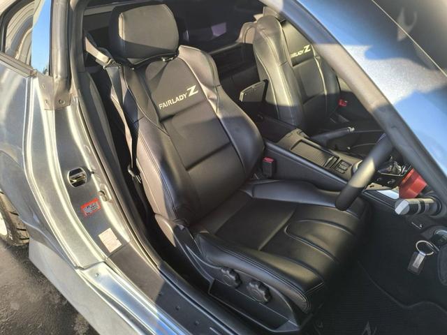 フェアレディZ バージョンST HPIエアクリーナー/TOMEIチタンマフラー/社外イグニッションコイル/TEIN車高調/STAGEA純正フロントアッパーアーム/originフルエアロ/central20ボンネット(8枚目)